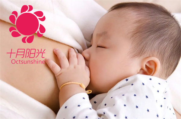 请月嫂了晚上就不用给孩子喂奶吗？(图1)