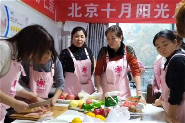 学育婴师时，我们需要注意哪些问题？(图2)