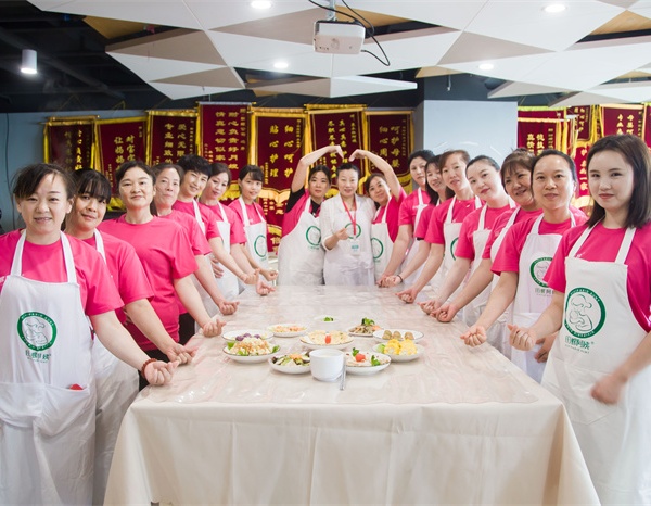 上海学习月嫂推荐的培训有哪几家？(图2)