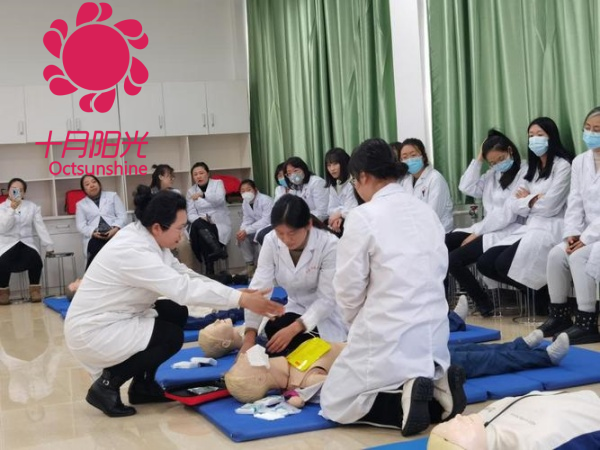 想学护工?北京培训费用+选机构+避坑全攻略!(图2) 想学护工?北京培训费用+选机构+避坑全攻略!(图2)